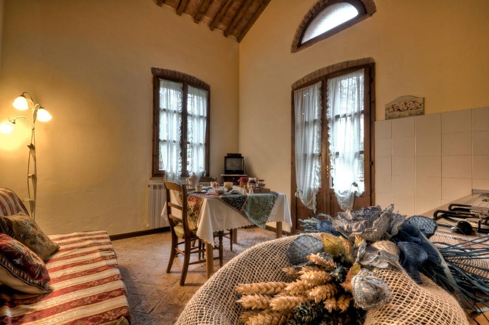 Agriturismo Il Prato Palaia Buitenkant foto